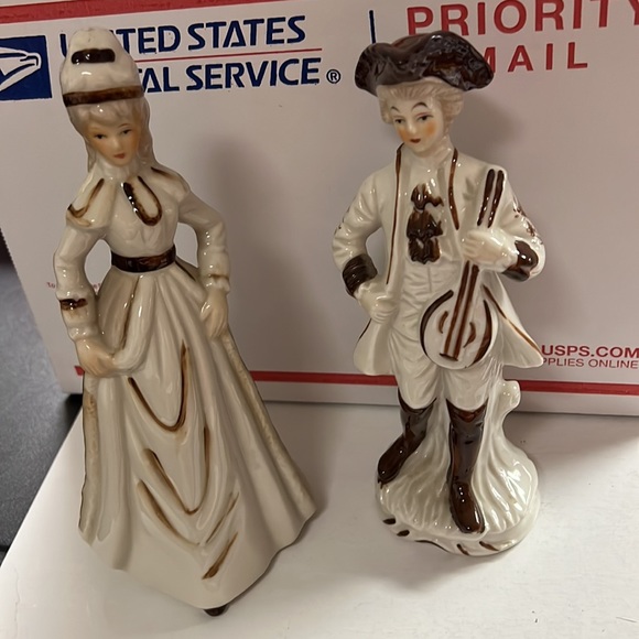 Vintage Other - Vintage Pair Of Figurine